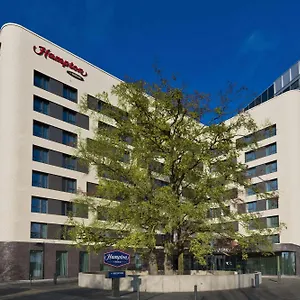 Hampton By Hilton Frankfurt Airport Φραγκφούρτη