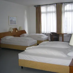 Willy Frankfurt Отель